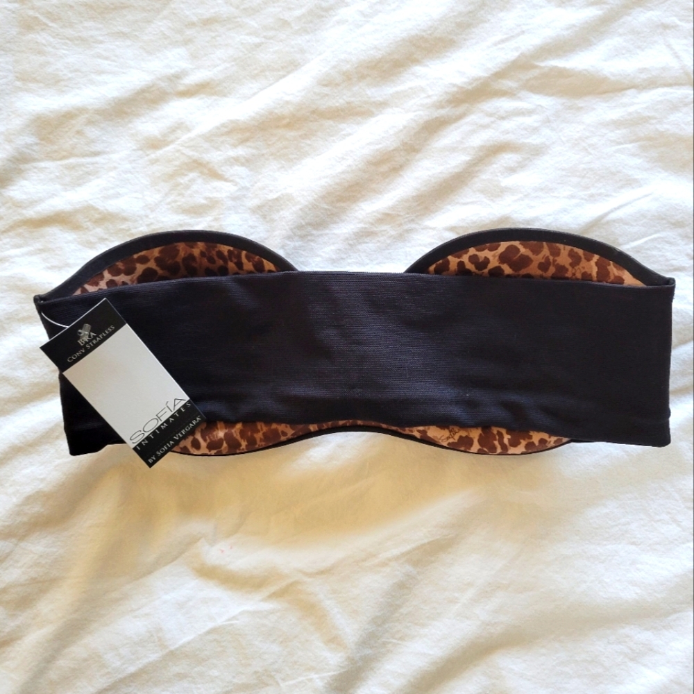 NWT Sofia Intimates Women's Seamless Back Strapless Bra Color Black Size 36B - Picture 3 of 8